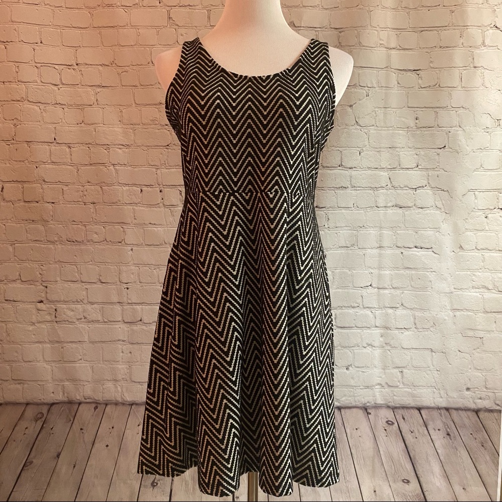 Mossimo & Co. Black and White Zig Zag Dress - Size Large